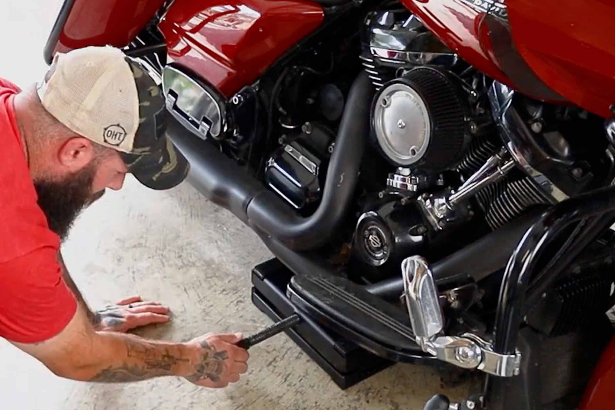 Simple Guide on How to Use a Motorcycle Jack